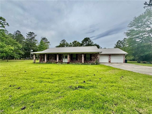 20 C G SMITH Road, Picayune, MS 39466