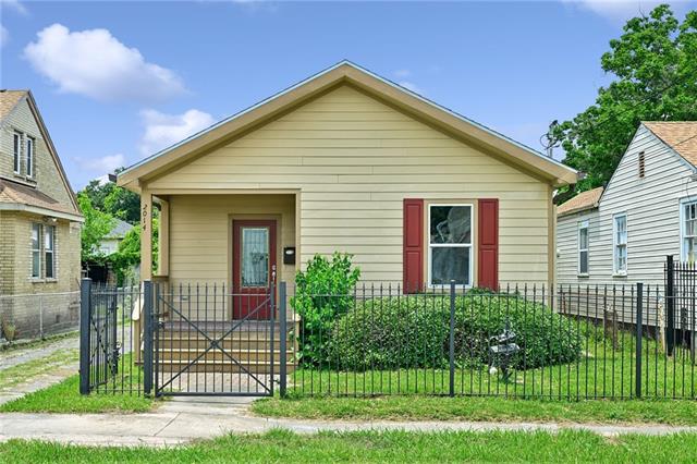 2014 INDEPENDENCE Street, New Orleans, LA 70117