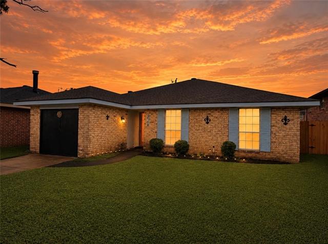 3008 YORKTOWNE Drive, Laplace, LA 70068
