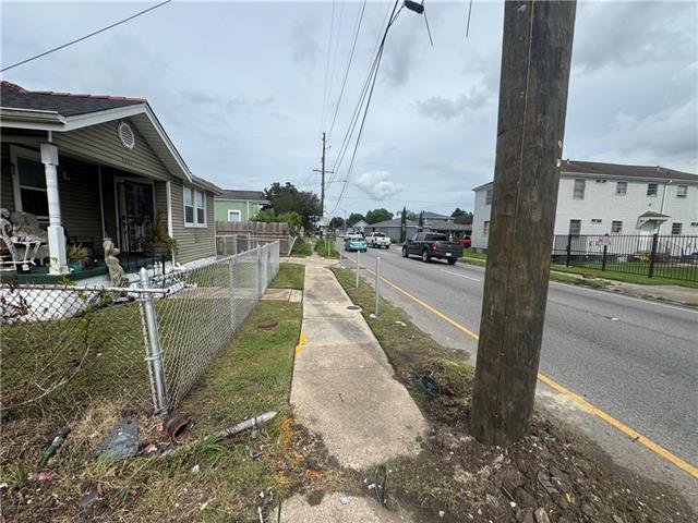 3611 N ROBERTSON Street, New Orleans, LA 70117