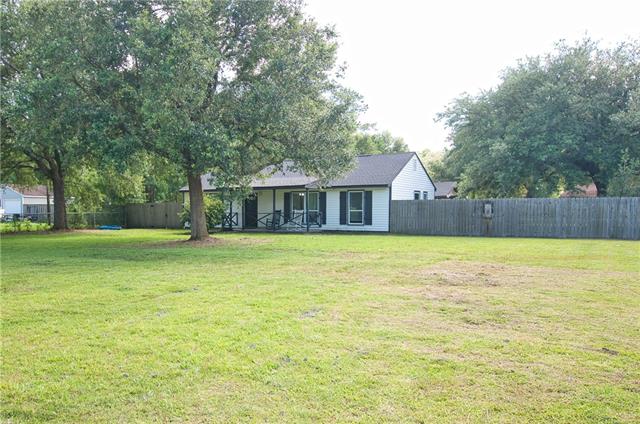 36186 JESSIE SINGLETARY Road, Pearl River, LA 70452