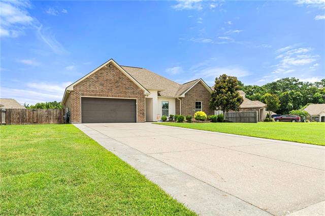 578 PONDEROSA Drive, Ponchatoula, LA 70454