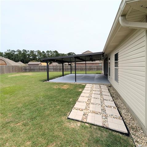 578 PONDEROSA Drive, Ponchatoula, LA 70454