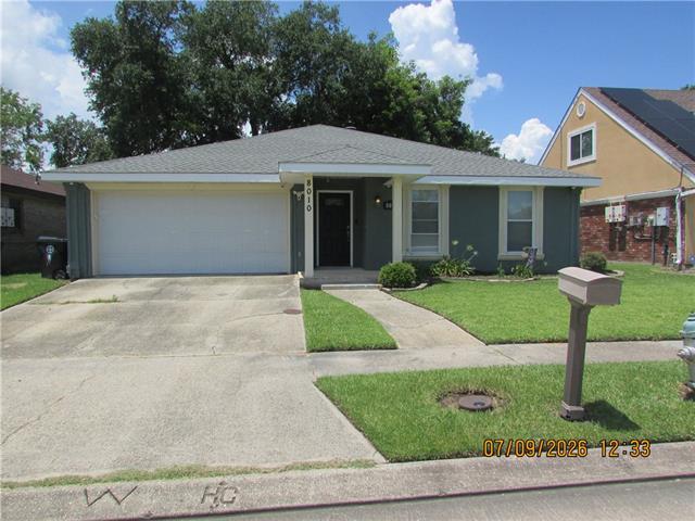 8010 SANDPIPER Drive, New Orleans, LA 70128