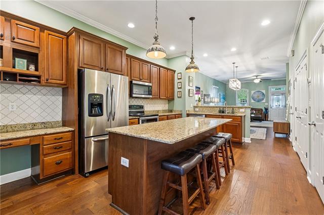 2021 S CHIPPEWA Street, New Orleans, LA 70130