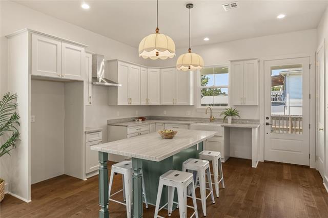 6230 LAFAYE Street, New Orleans, LA 70122