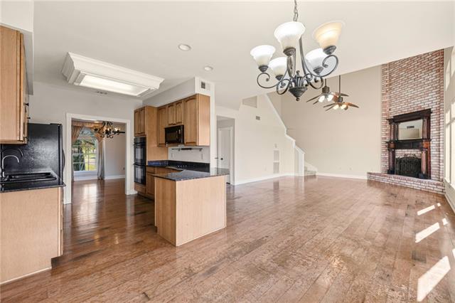 305 CHARLES Court, Slidell, LA 70458