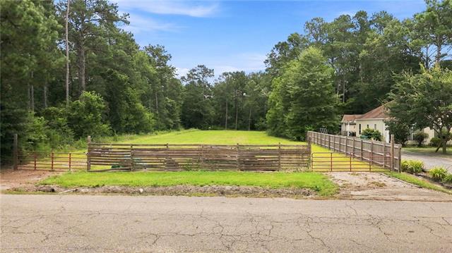 70486 FUCHSIA Street, Abita Springs, LA 70420