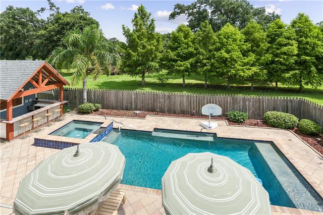 212 CEDAR GROVE Lane, Belle Chasse, LA 70037