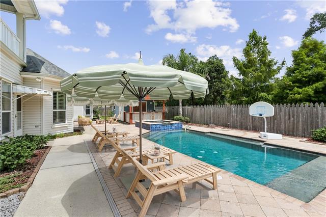 212 CEDAR GROVE Lane, Belle Chasse, LA 70037