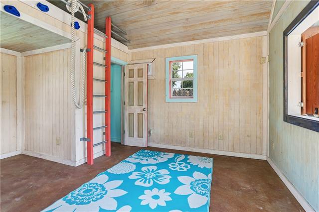 212 CEDAR GROVE Lane, Belle Chasse, LA 70037