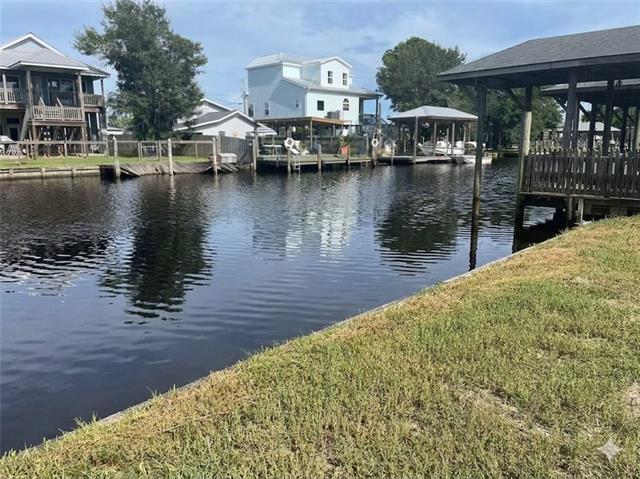 LAKE Road, Lacombe, LA 70445