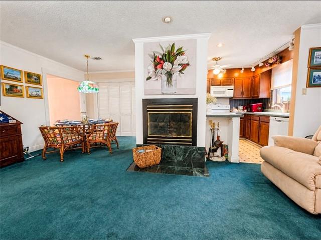 2720 CARLISLE DRIVE SOUTH Drive, Gretna, LA 70056