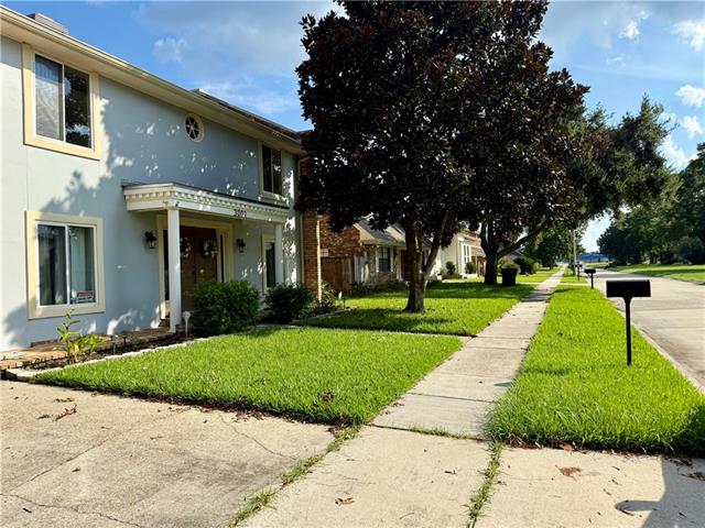 3001 GOLDEN Drive, Chalmette, LA 70043