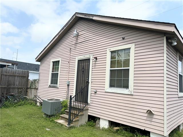 2212 PORT Street, New Orleans, LA 70117