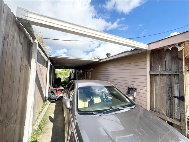2212 PORT Street, New Orleans, LA 70117