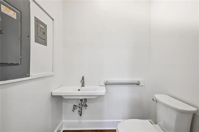 Photo 11