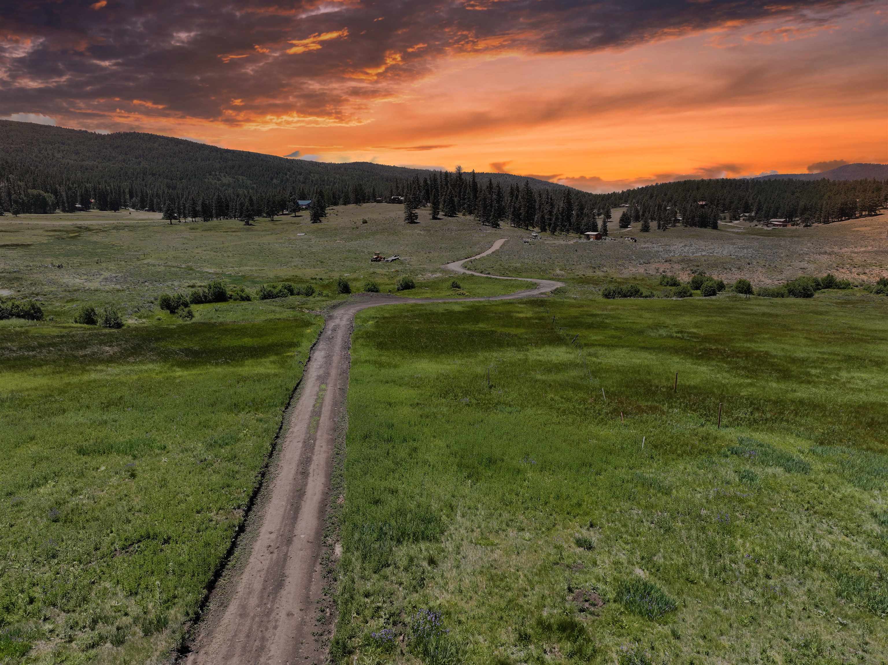 VALLE ESCONDIDO (50A)