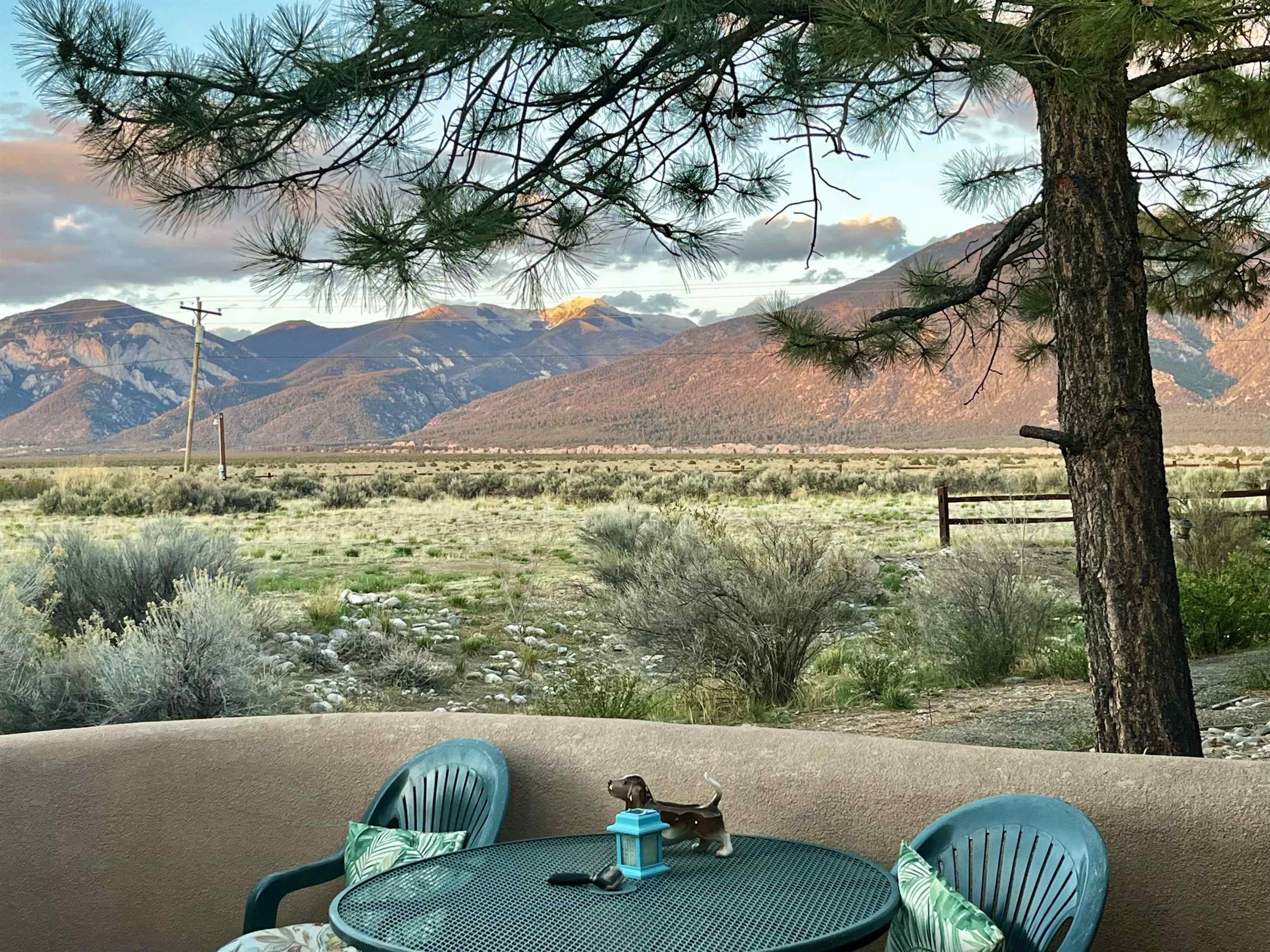 COLONIAS UPPER (12B)