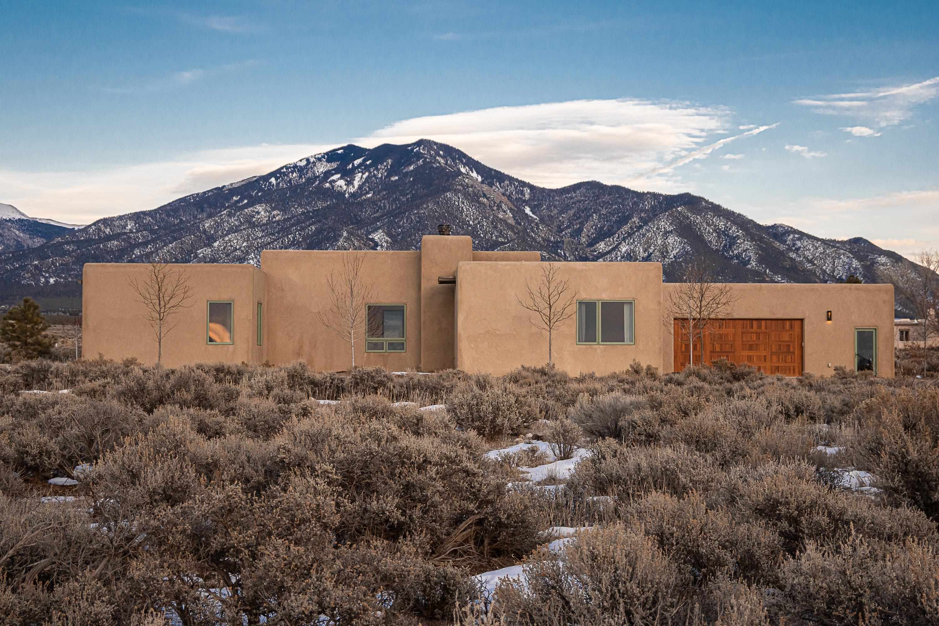 COLONIAS UPPER (12B)