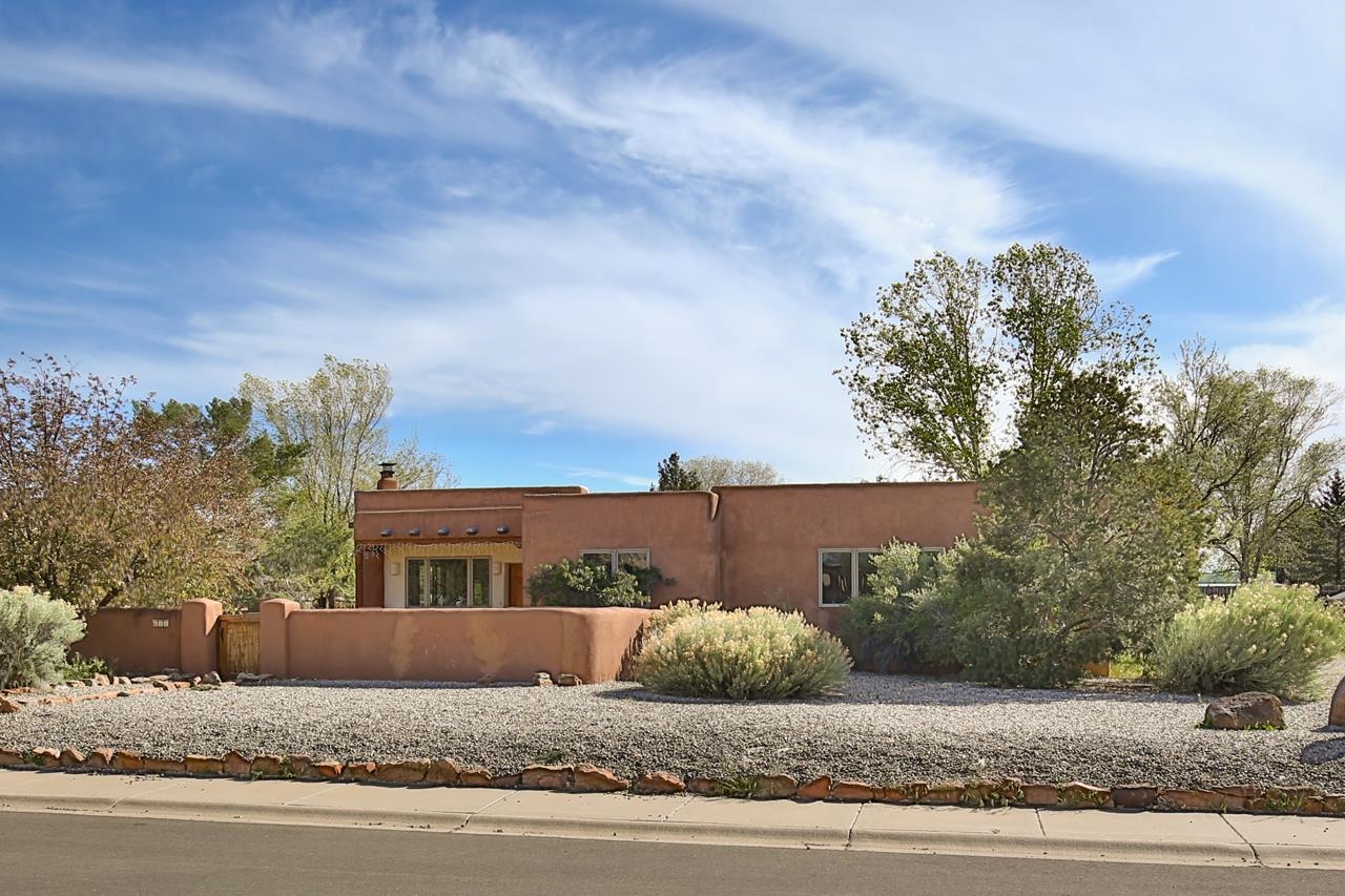 Taos Real Estate, MLS 114918