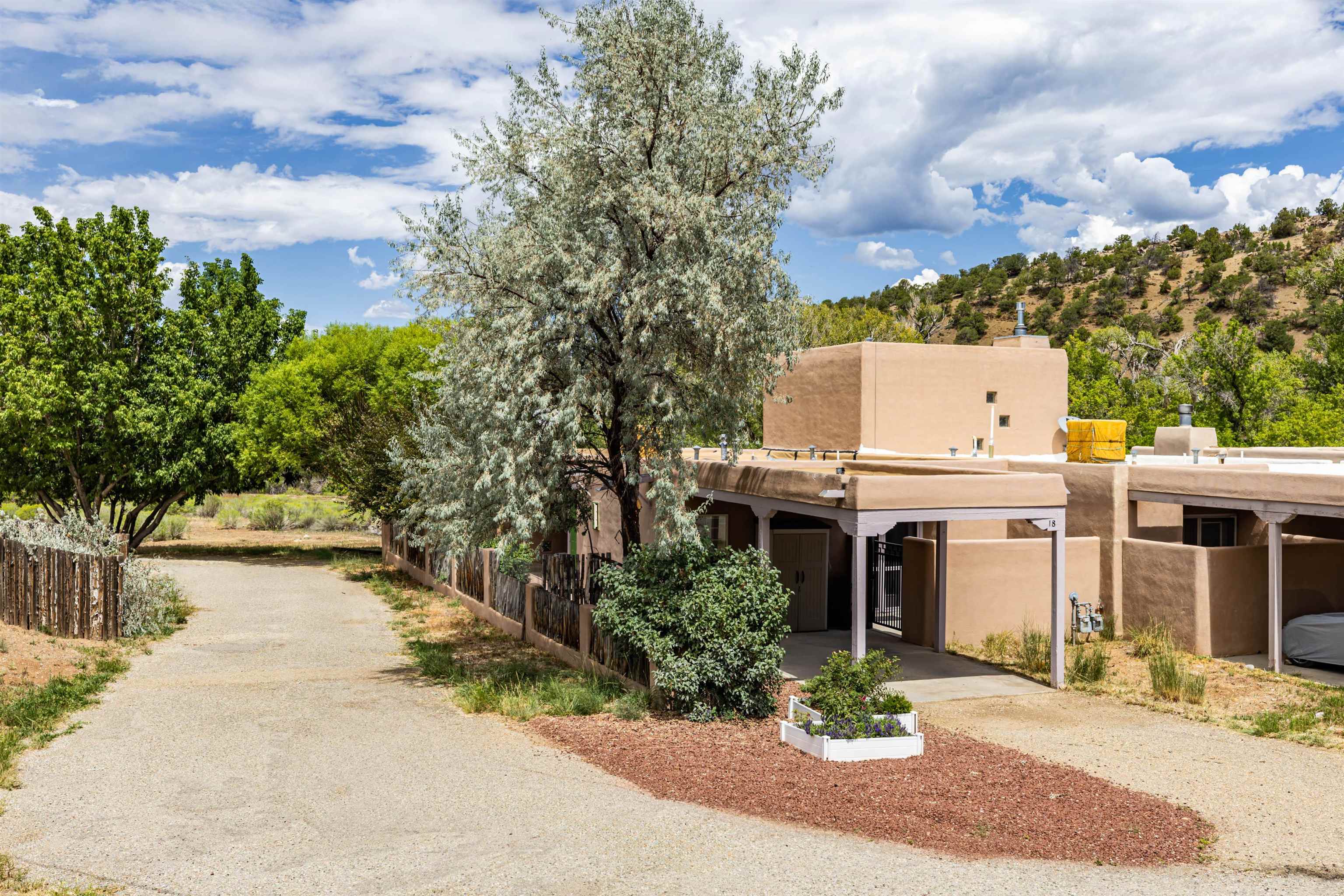 Taos Real Estate, MLS 115590