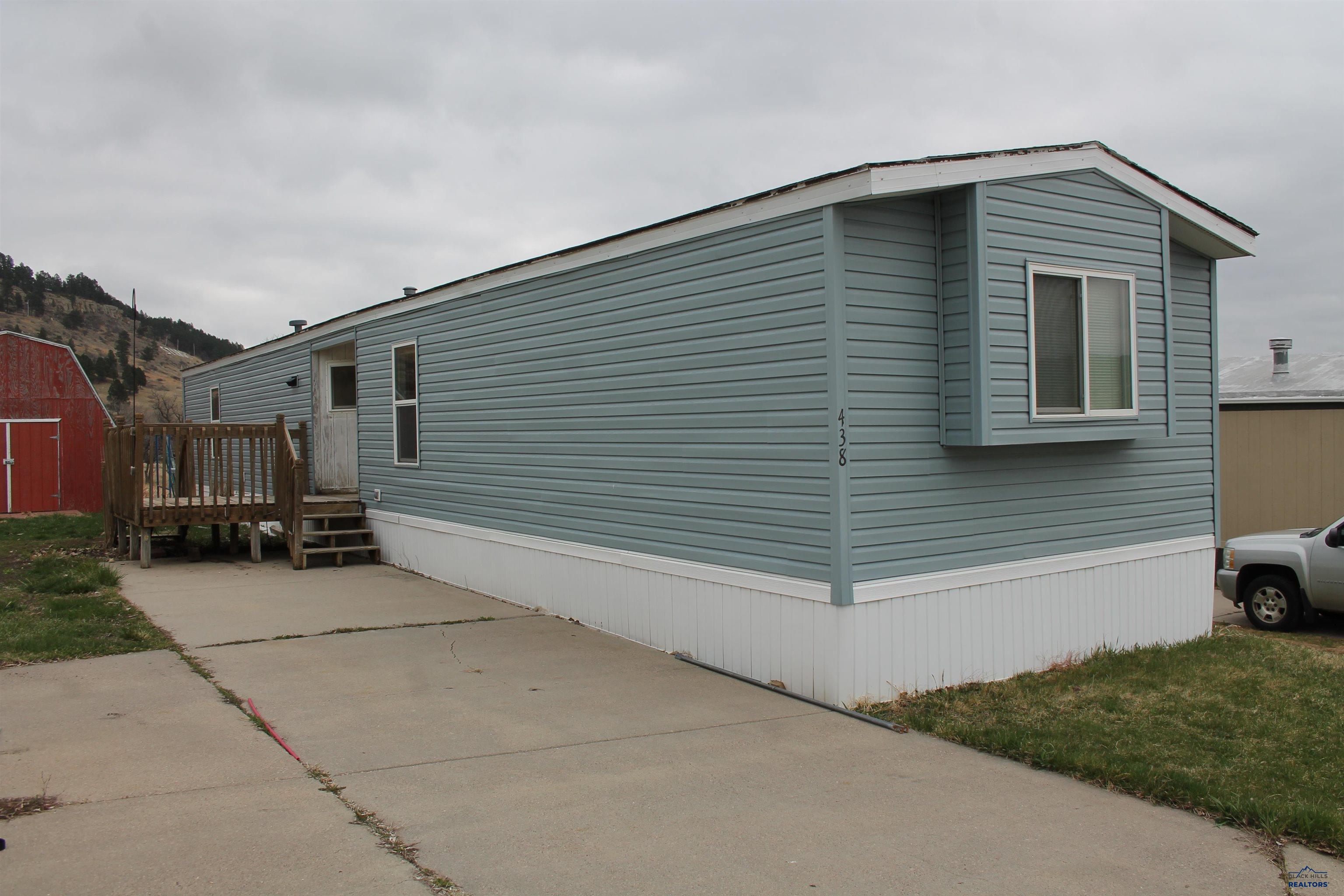 438 Danielle Ct