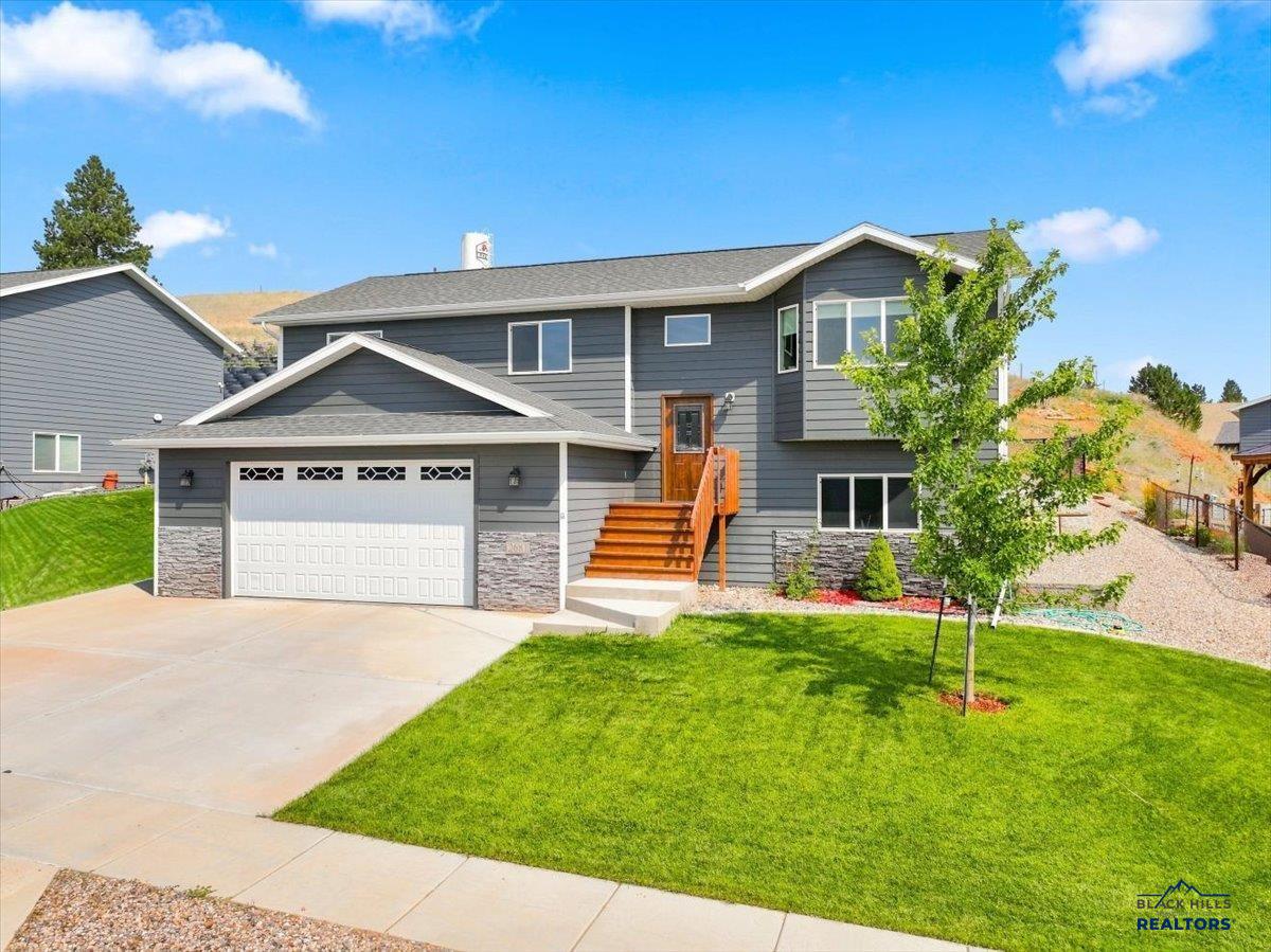 2681 Meadows Dr