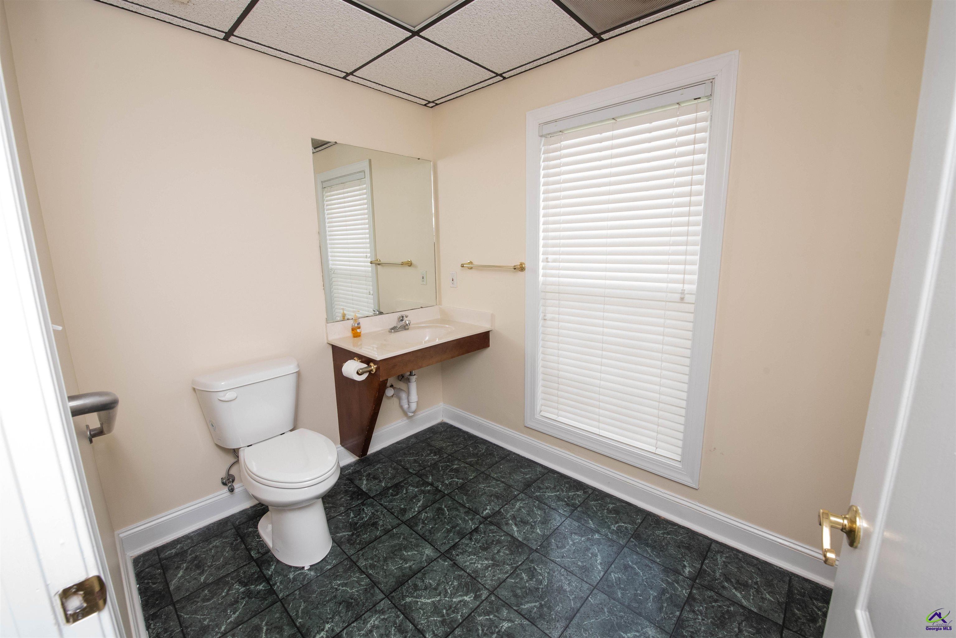 327 Margie Drive, Warner Robins, GA 31088 - Photo 14
