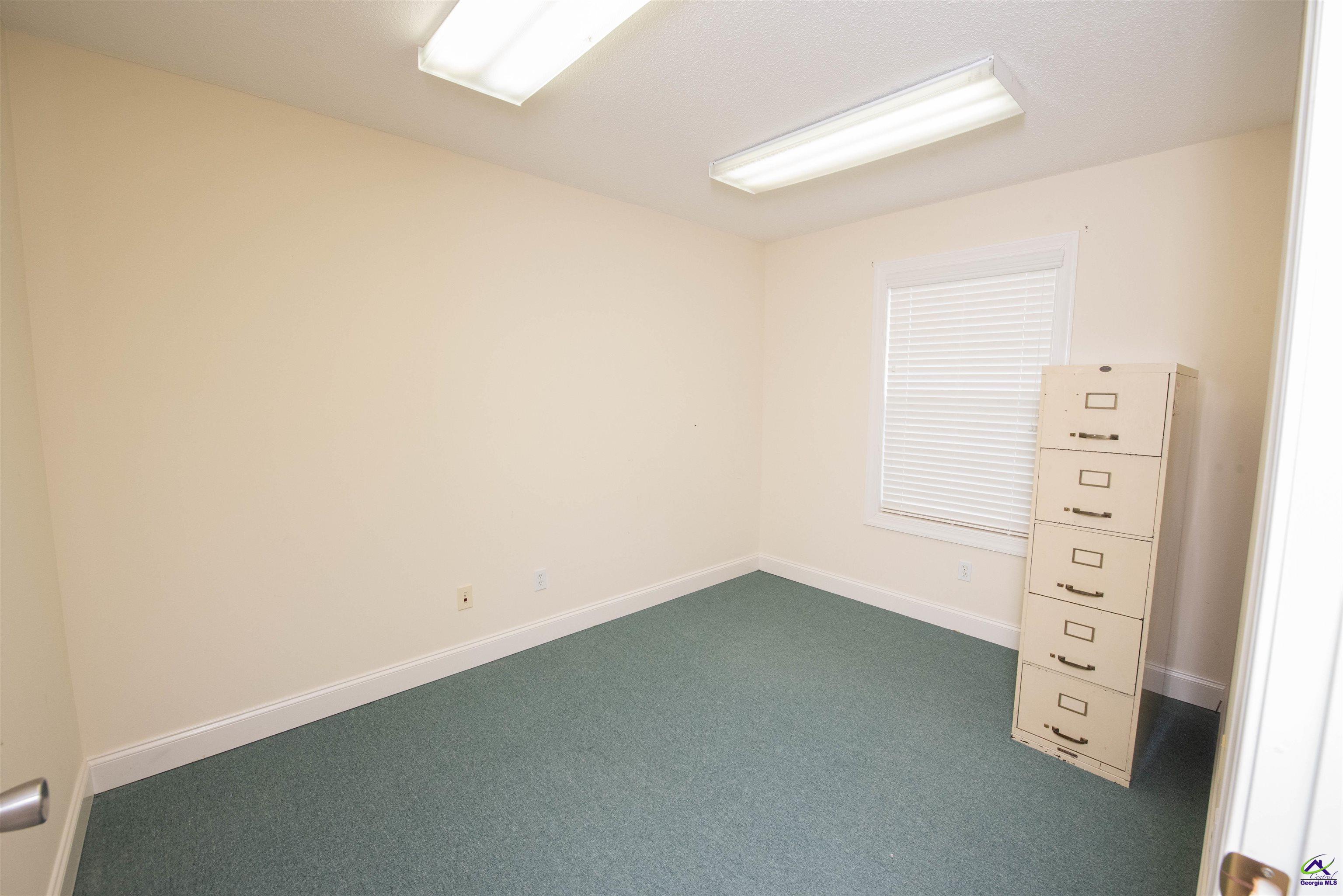 327 Margie Drive, Warner Robins, GA 31088 - photo 33