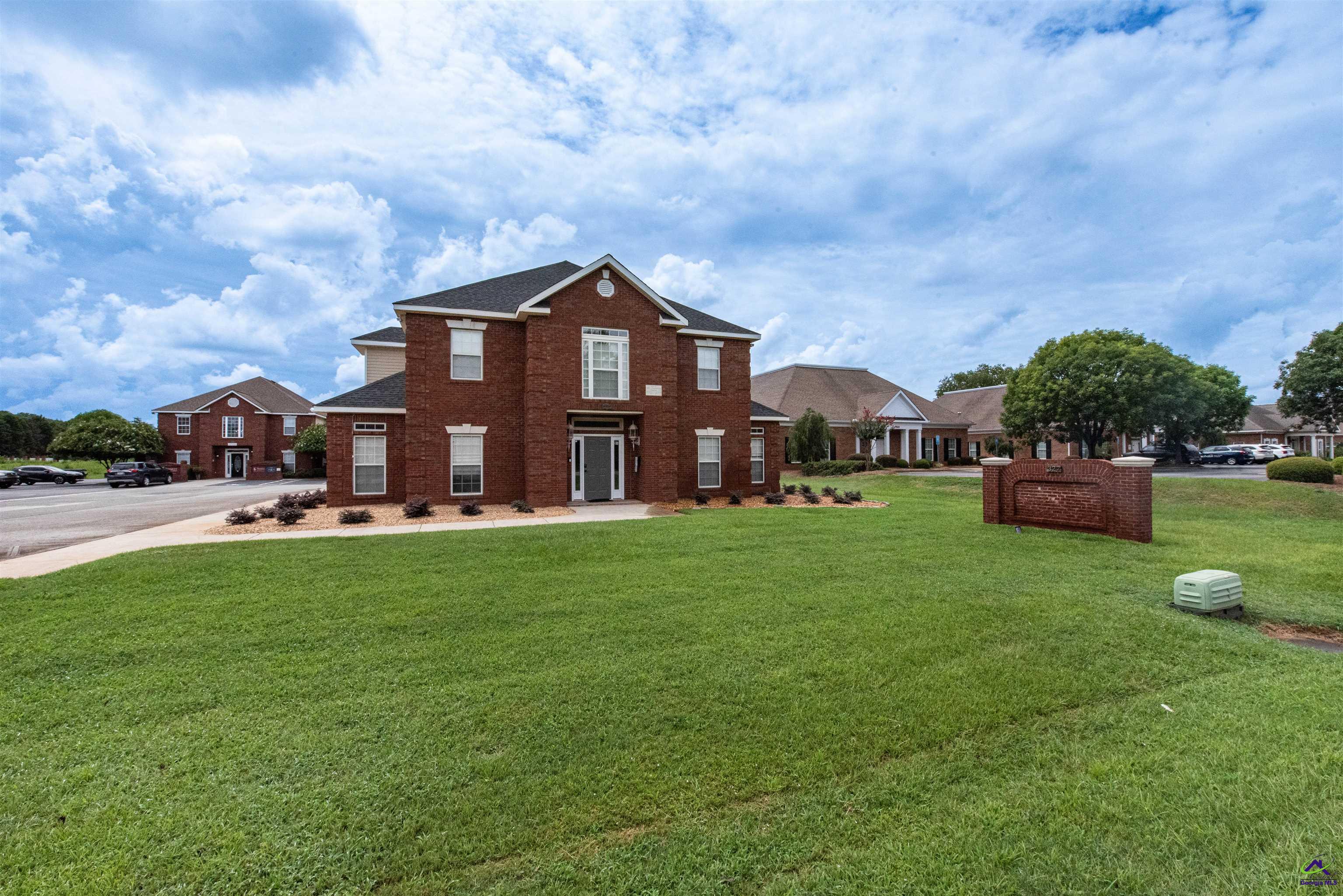 327 Margie Drive, Warner Robins, GA 31088 - Photo 6