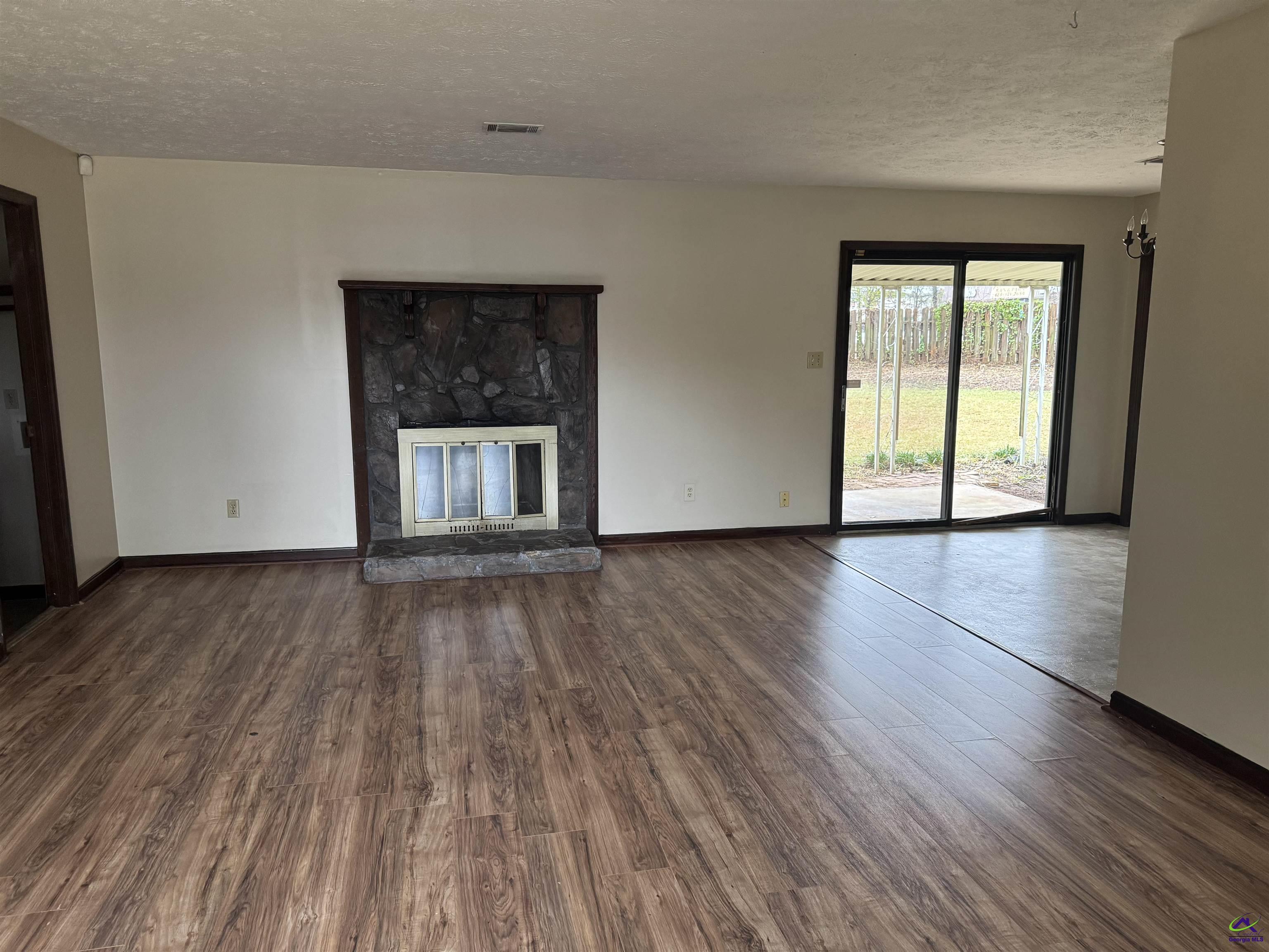 108 Renoir Lane, Warner Robins, GA 31088 - photo 2