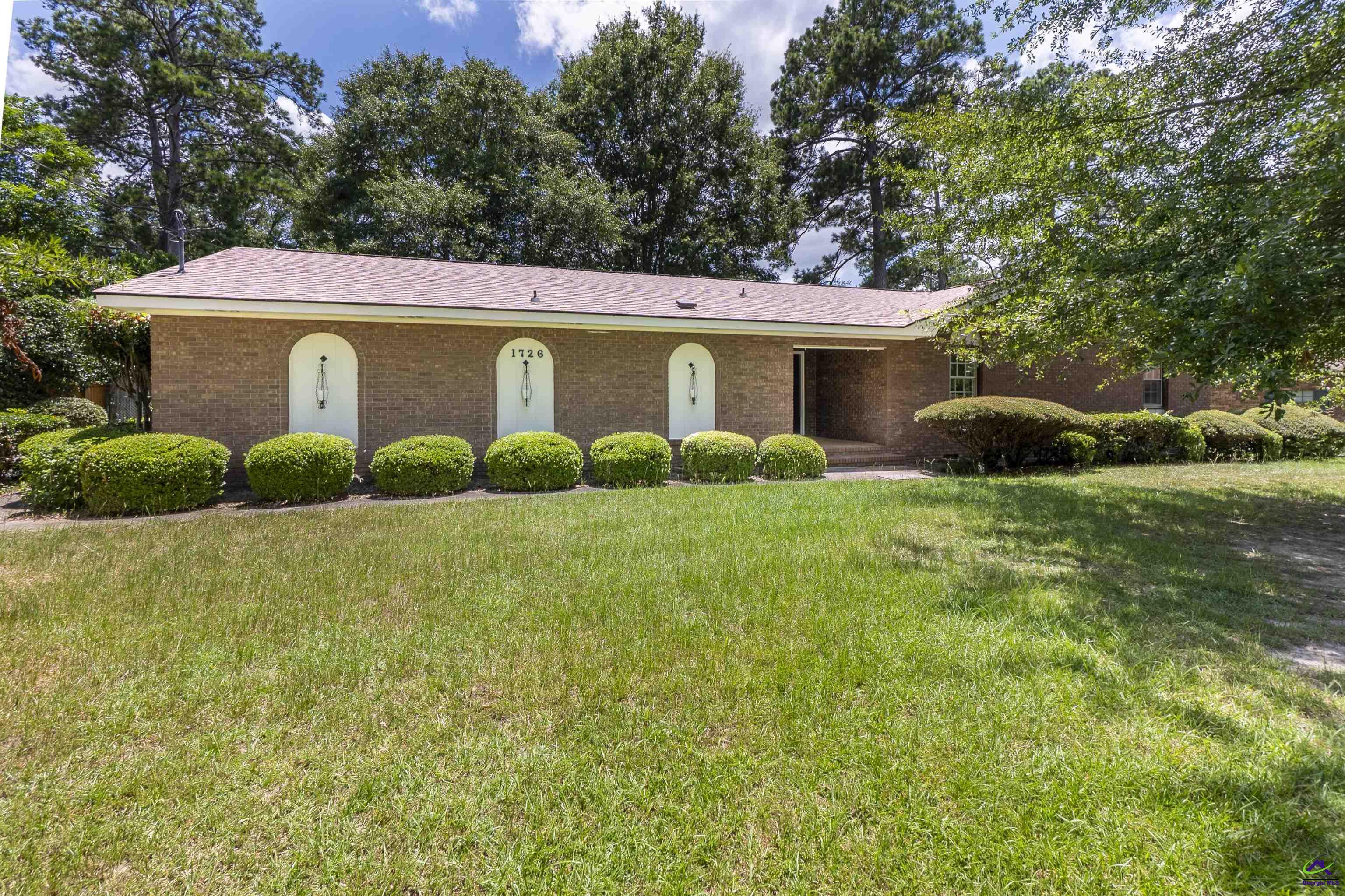 1726 Greenwood Circle, Perry, GA 31069 - Main Photo
