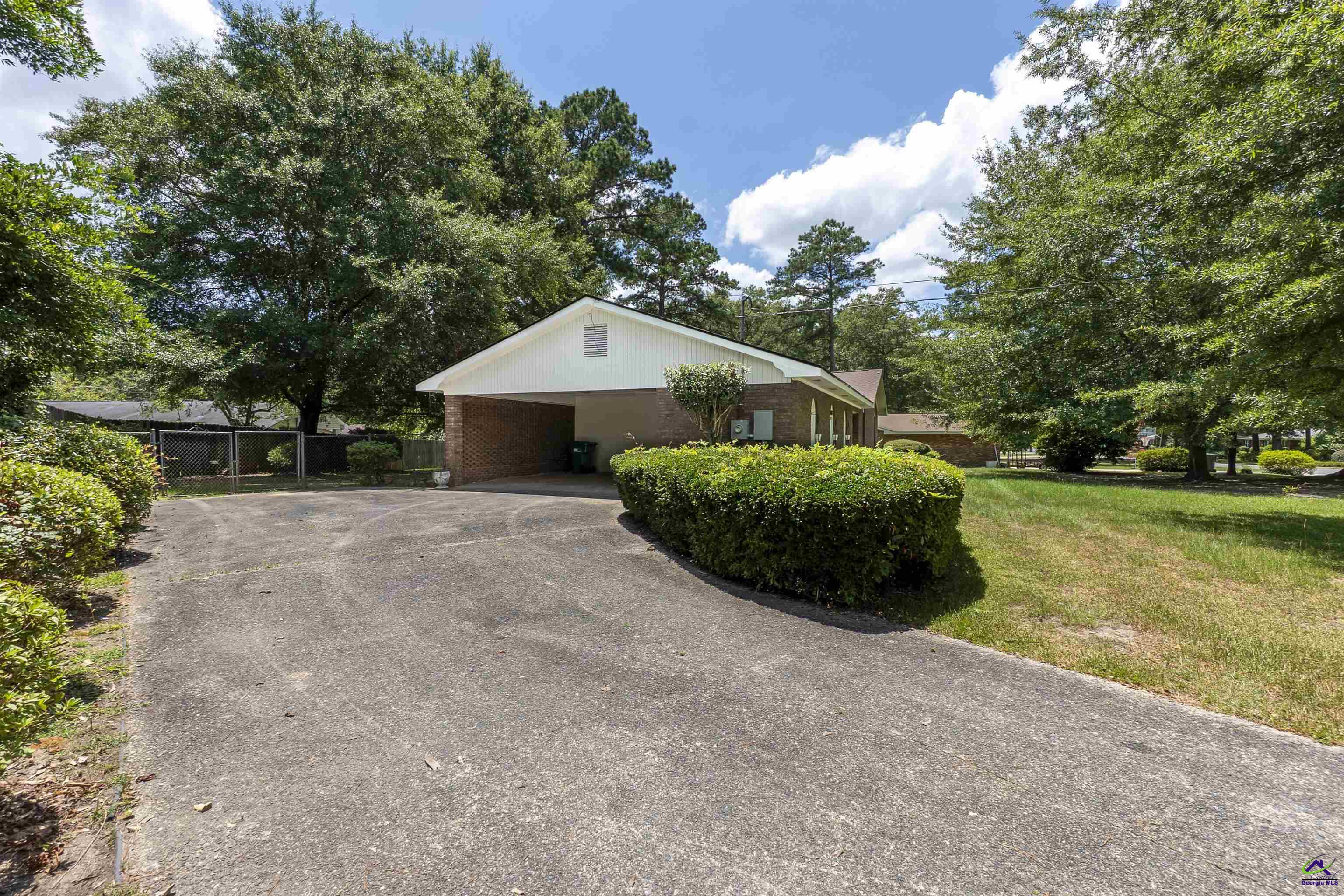 1726 Greenwood Circle, Perry, GA 31069 - photo 2