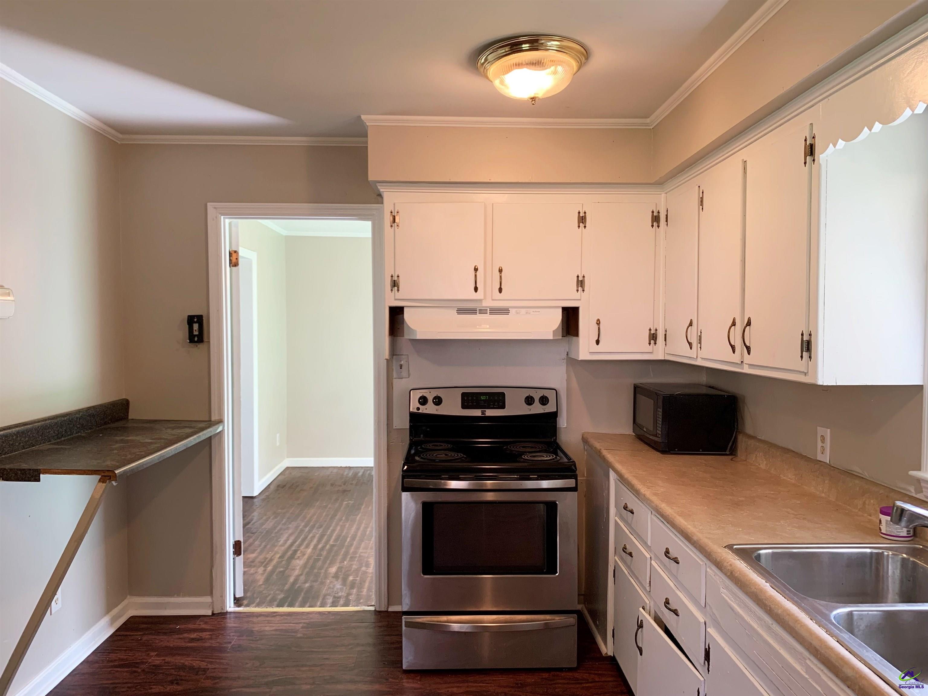 3240 Commodore Drive, Macon, GA 31211 - photo 8