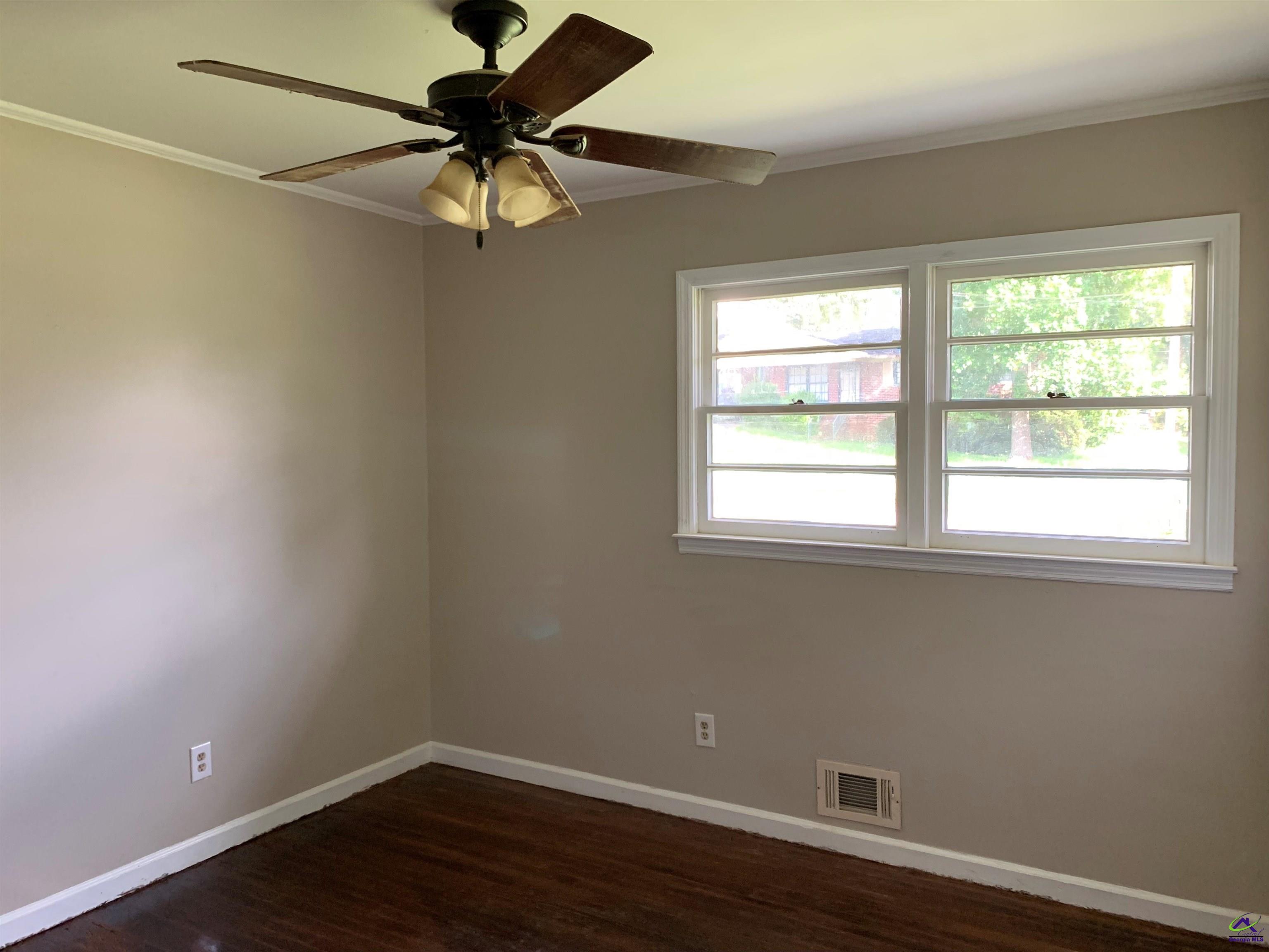 3240 Commodore Drive, Macon, GA 31211 - photo 10