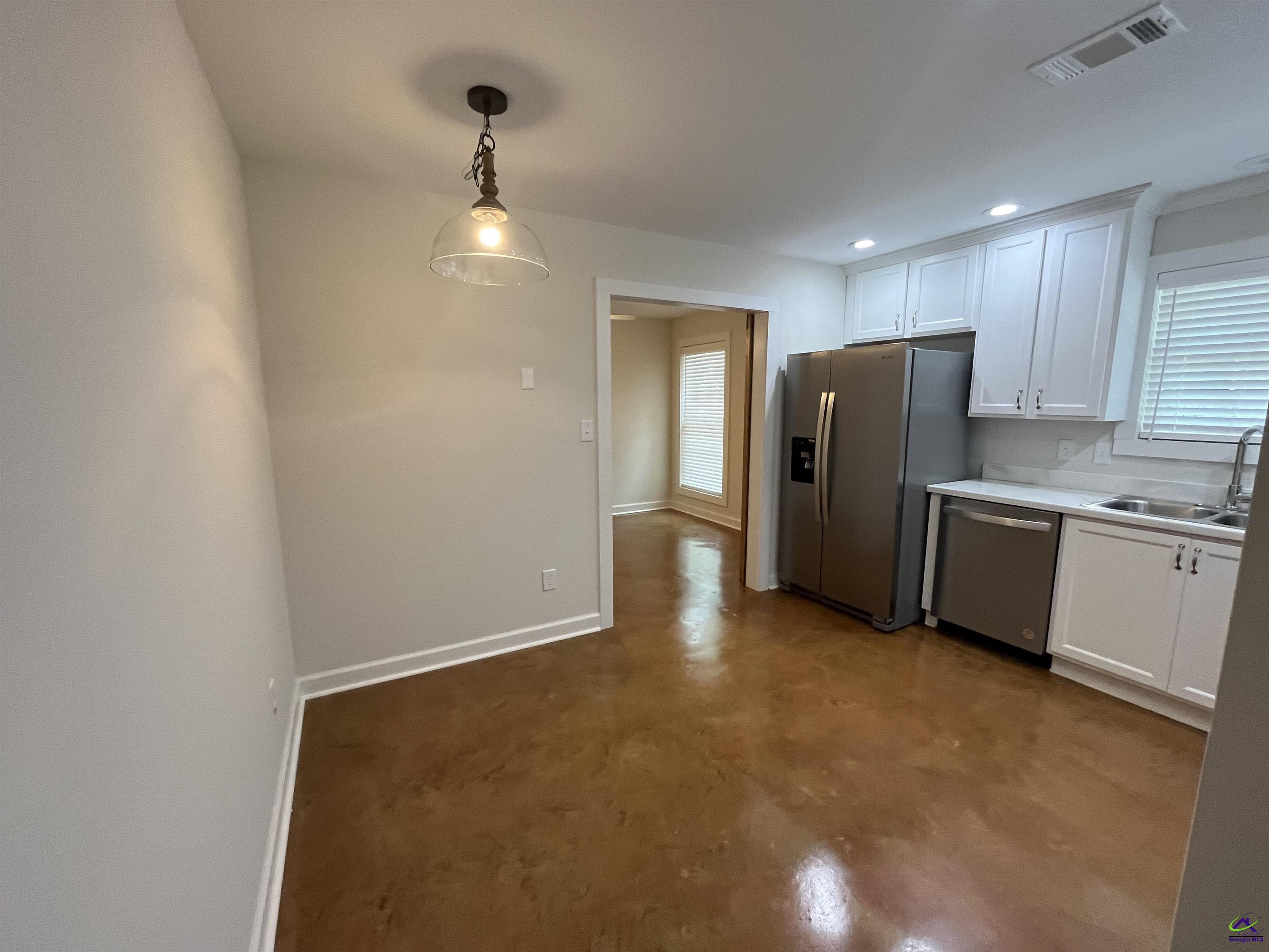 1112 B Third Street, Perry, GA 31069 - photo 4