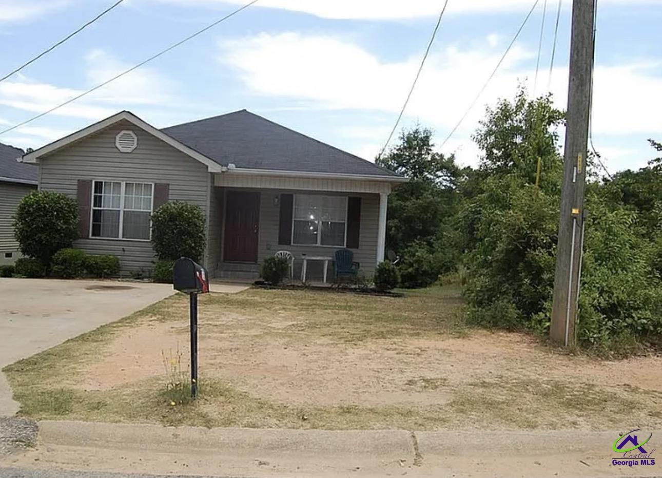 136 Oscar Court, Warner Robins, GA 31093 - Main Photo