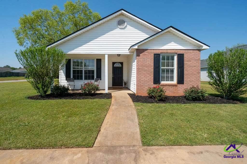 100 Strawbridge Lane, Bonaire, GA 31005 - Main Photo