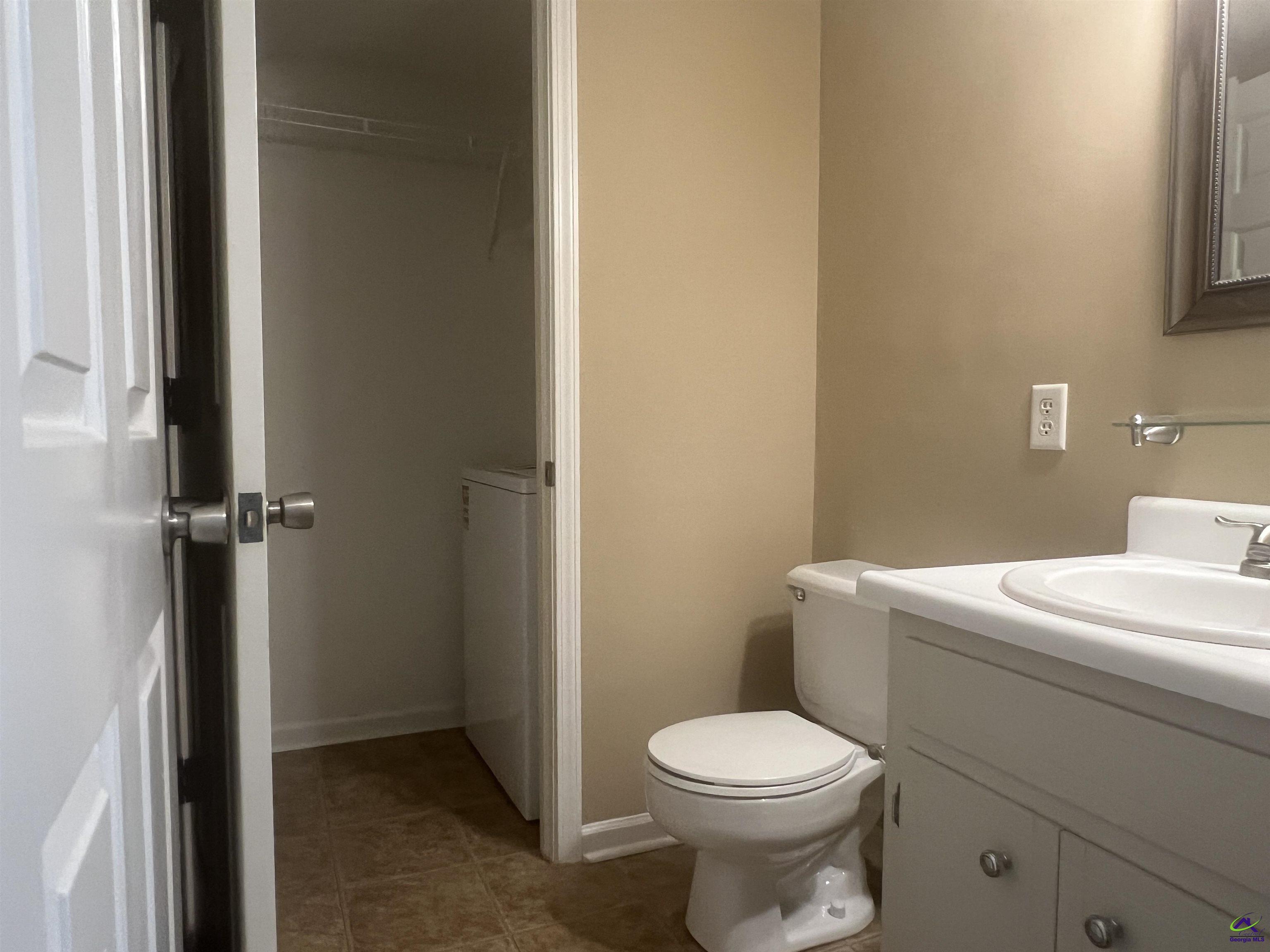 137 Springs Court, Macon, GA 31210 - Photo 4