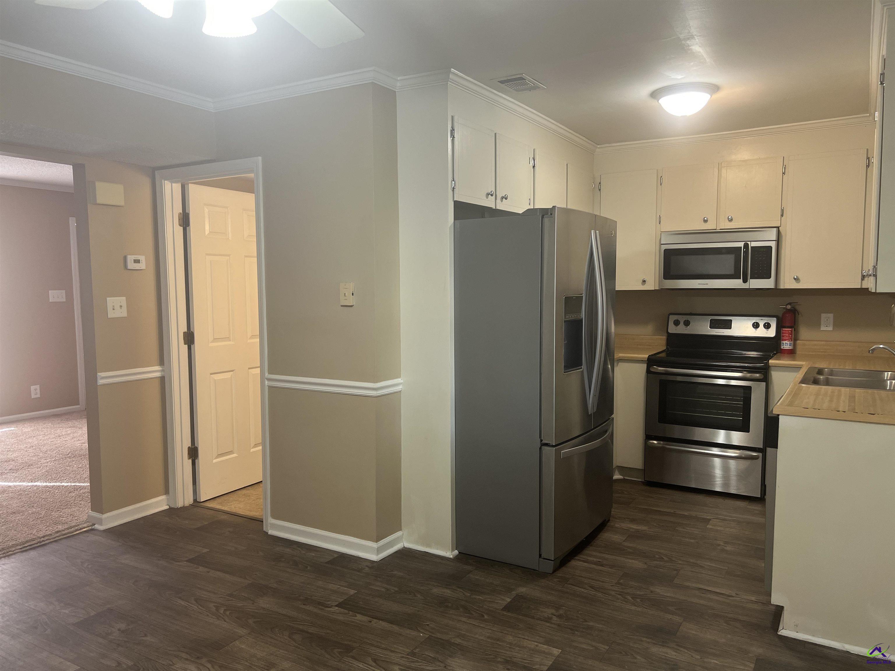 137 Springs Court, Macon, GA 31210 - photo 8