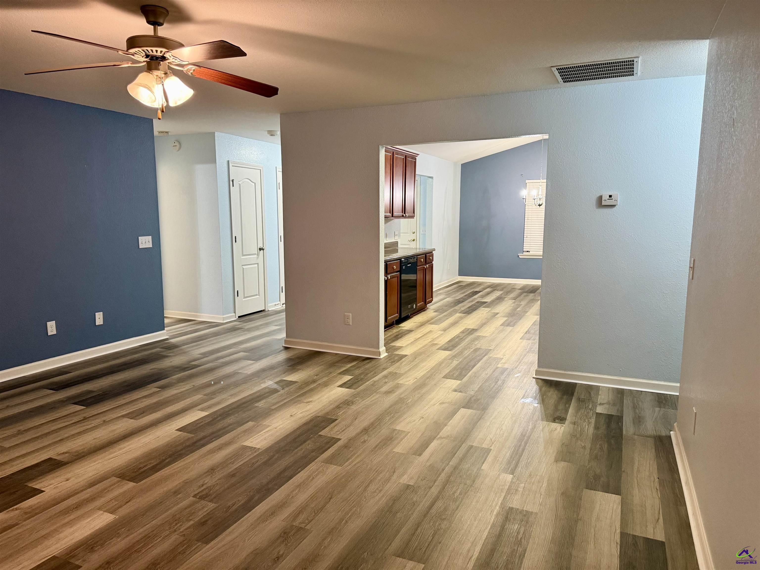 423 Haddenham Court, Perry, GA 31069 - Photo 2