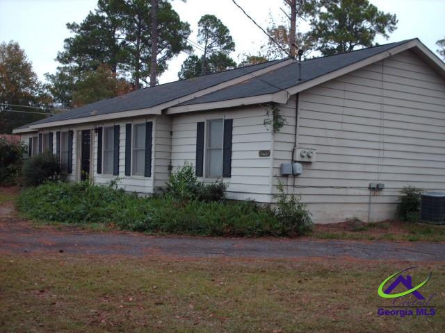 1612 A Macon Road, Perry, GA 31069 - Photo 1