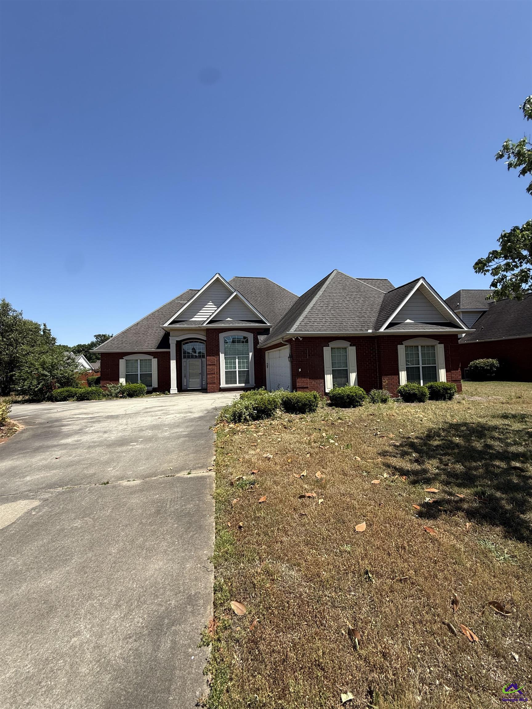 136 Roseine Drive, Warner Robins,  31088 - Photo 1