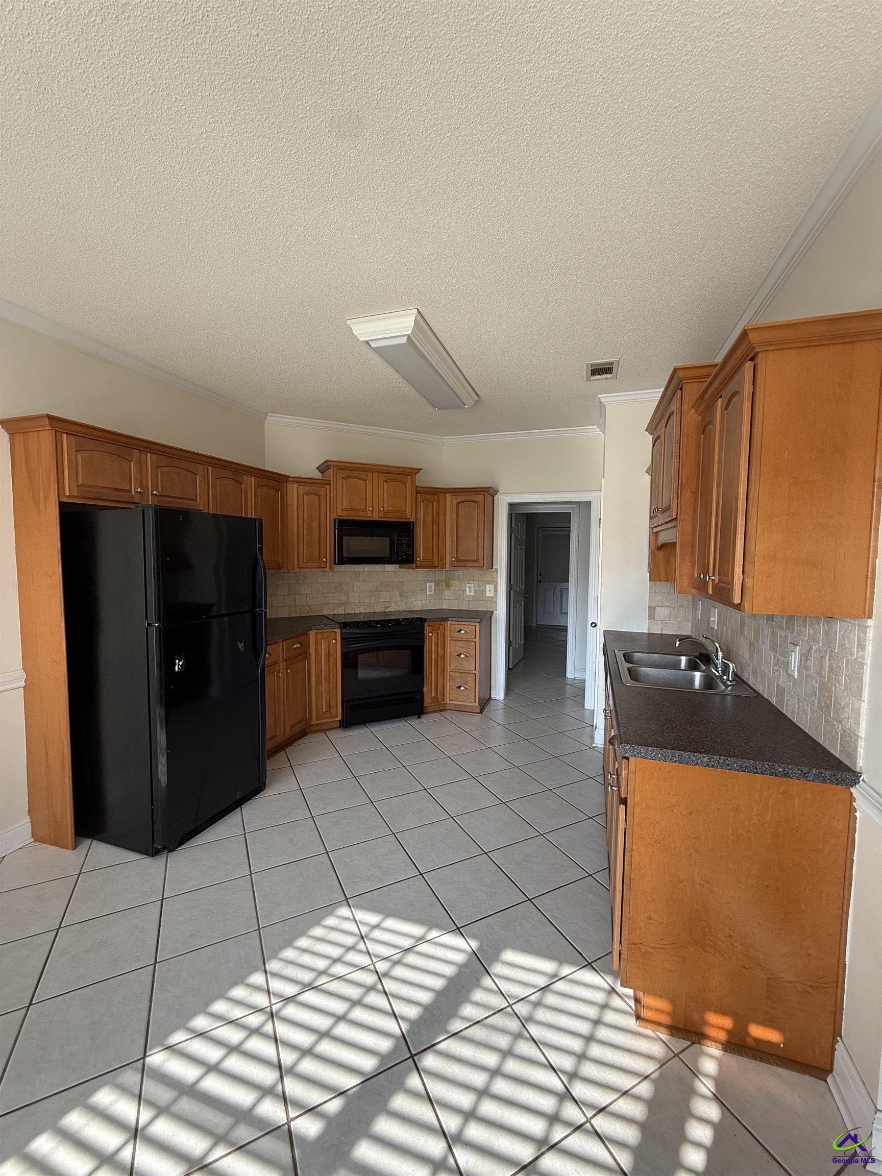 136 Roseine Drive, Warner Robins,  31088 - Photo 8