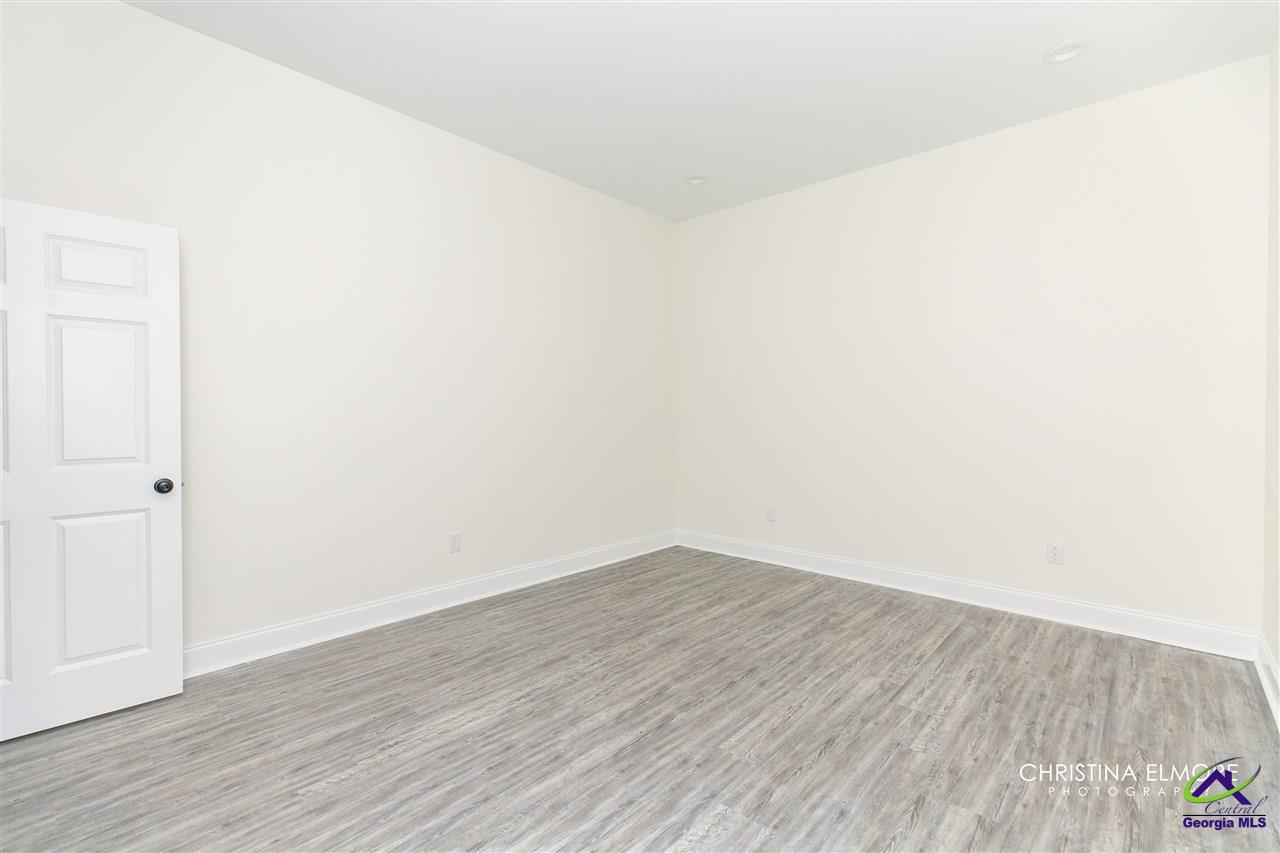 426 General Courtney Hodges Boulevard, Perry, GA 31069 - Photo 21