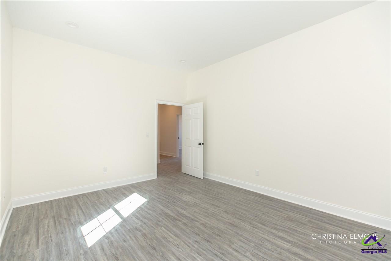 426 General Courtney Hodges Boulevard, Perry, GA 31069 - photo 22