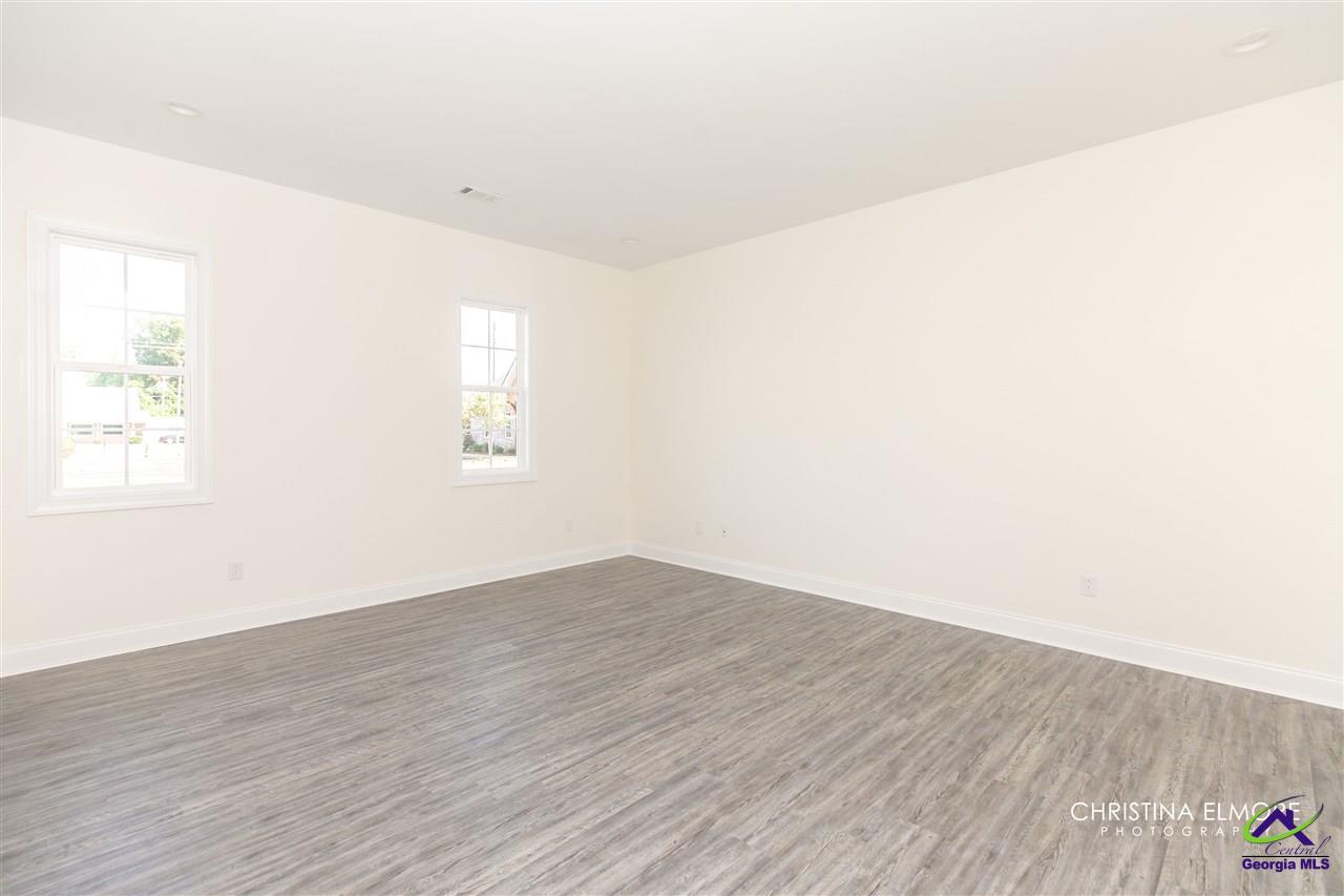 426 General Courtney Hodges Boulevard, Perry, GA 31069 - Photo 24