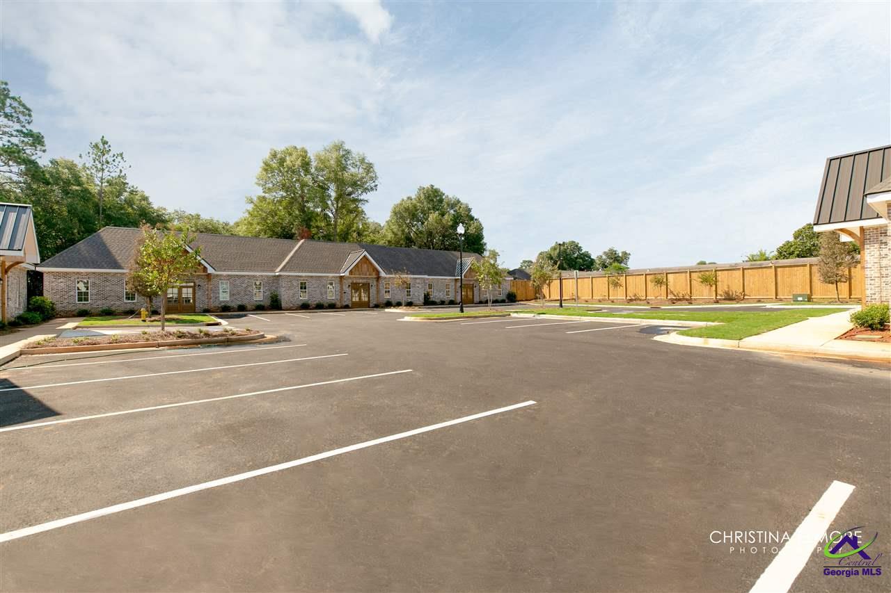 426 General Courtney Hodges Boulevard, Perry, GA 31069 - photo 4