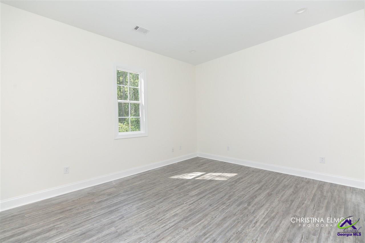 426 General Courtney Hodges Boulevard, Perry, GA 31069 - photo 32
